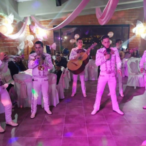 mariachi-juveniles-show-en-vivo